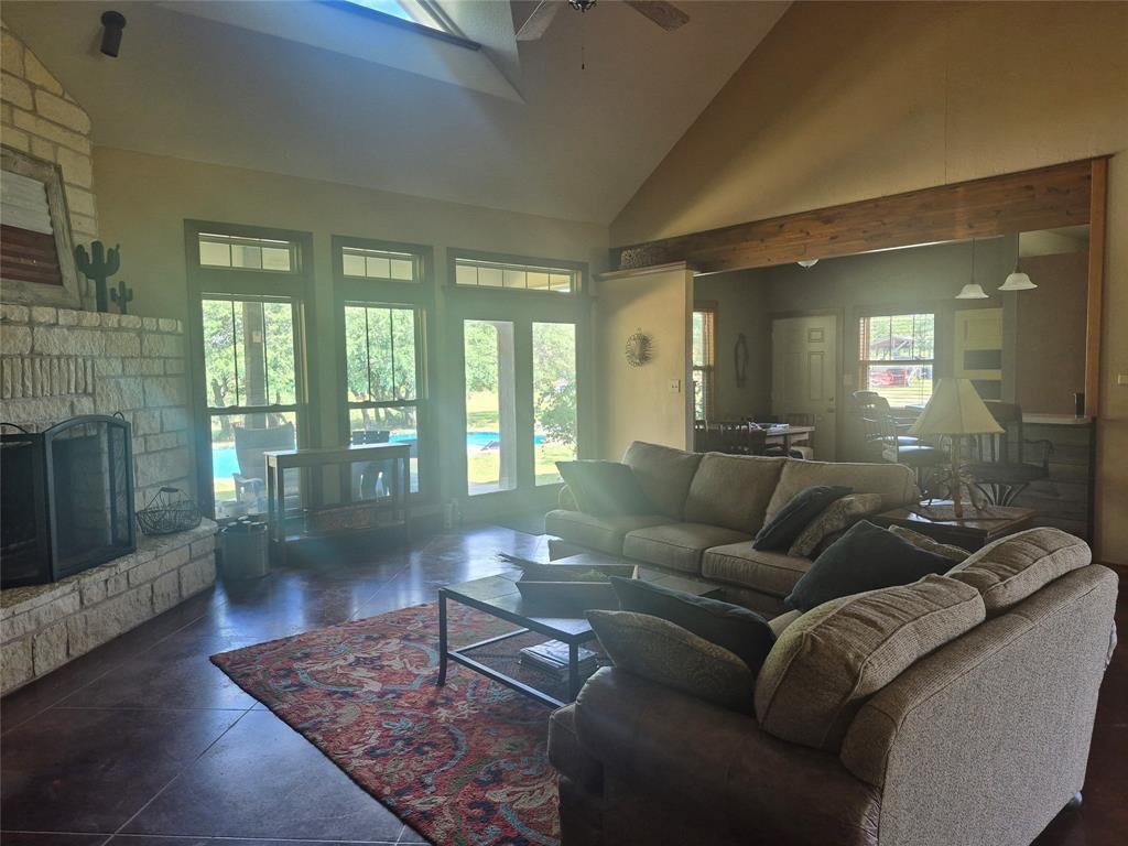 Farm Ranch in Bluff Dale, Texas, United States 5 - 18451137