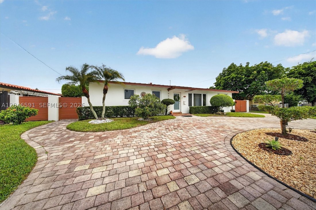 House in Miami, Florida, United States 5 - 18403361