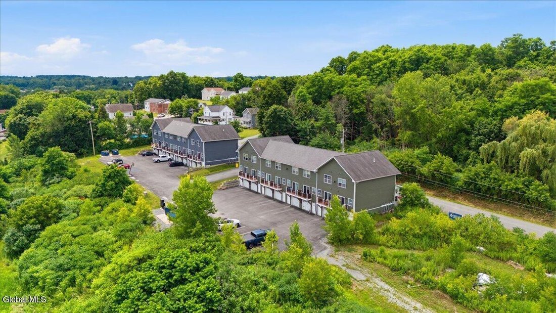 Mechanicville, New York, United States 4 - 18448971
