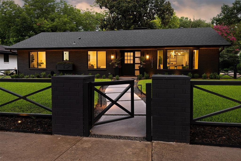 House in Dallas, Texas, United States 1 - 18446977