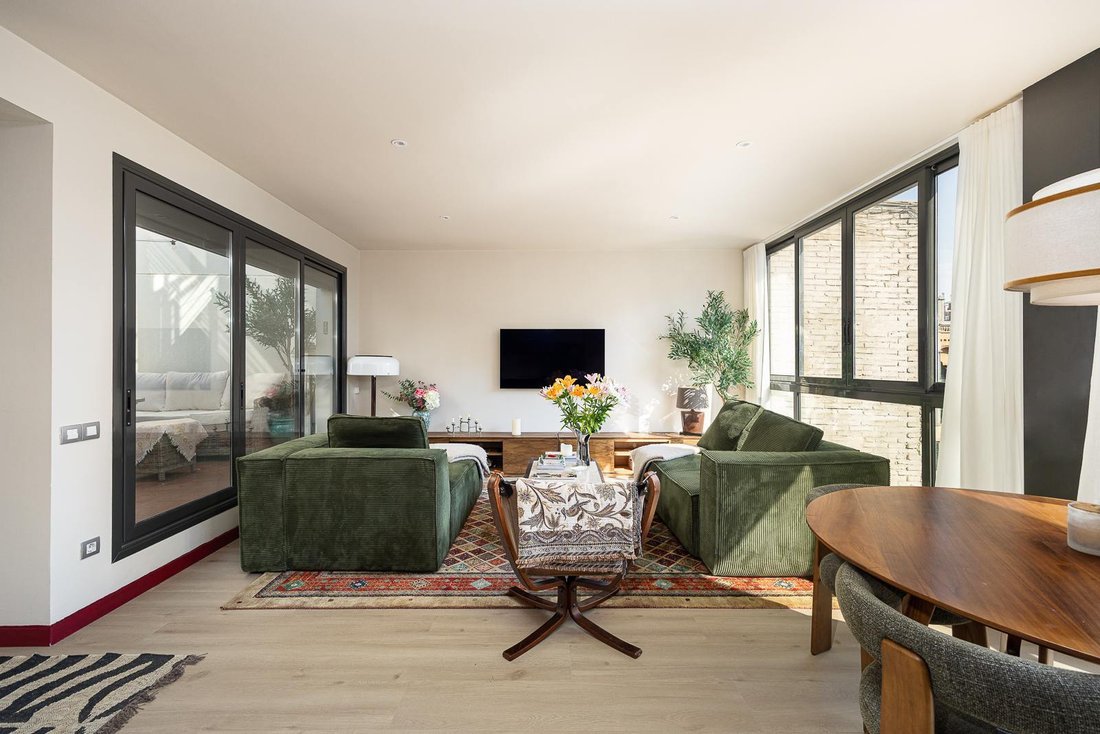 Apartment in Eixample, Barcelona, Spain 2 - 18446492