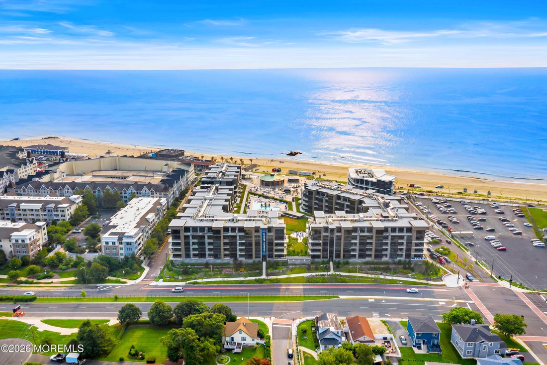 Condo in Long Branch, New Jersey, United States 3 - 18446546