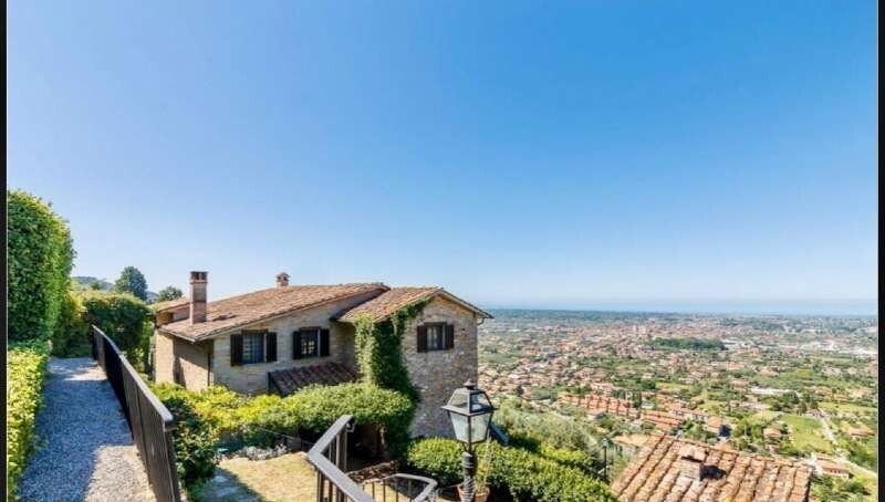 House in Seravezza, Tuscany, Italy 2 - 18446353