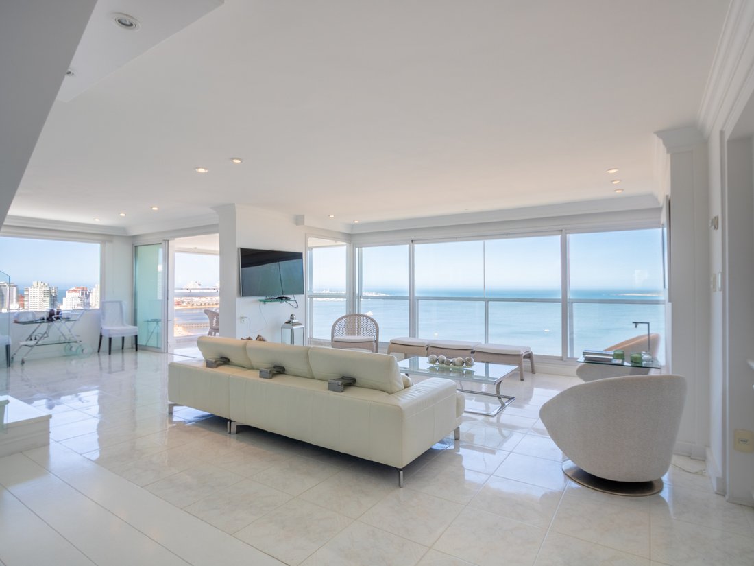 Penthouse in Maldonado, Maldonado Department, Uruguay 2 - 18449533