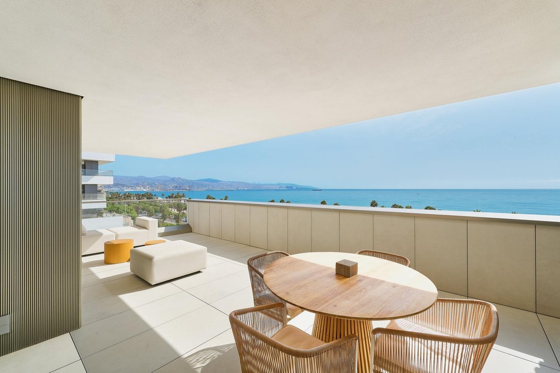 Apartment in Marbella, Andalusia, Spain 2 - 18446507
