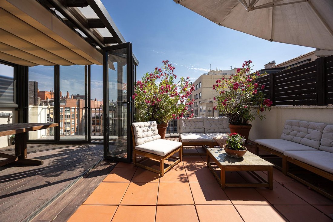 Apartment in Eixample, Barcelona, Spain 1 - 18446492