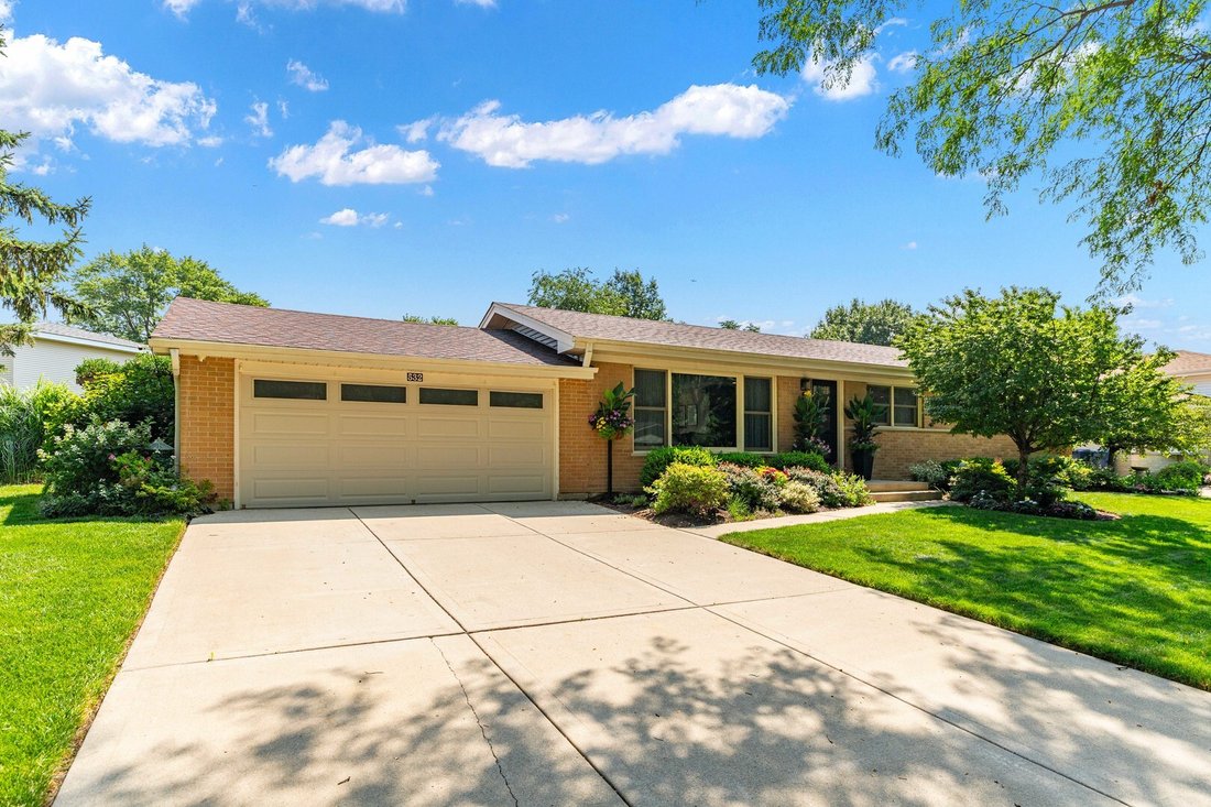 House in Schaumburg, Illinois, United States 2 - 18450636