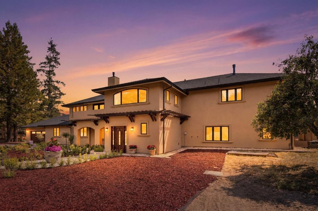 House in Los Gatos, California, United States 2 - 18446523