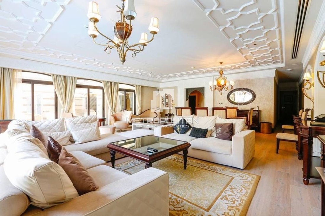 Villa in Palm Jumeirah, Dubai, United Arab Emirates 3 - 18447773