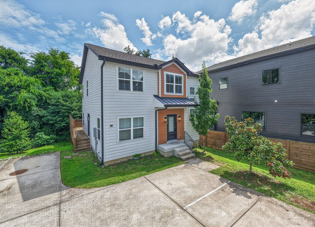 Co Op in Nashville, Tennessee, United States 2 - 18425572