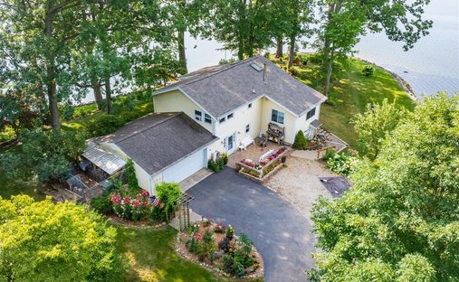 House in Plainwell, Michigan, United States 1