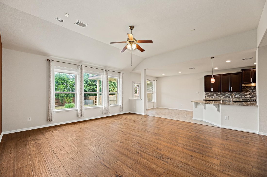 House in Pflugerville, Texas, United States 4 - 18446667