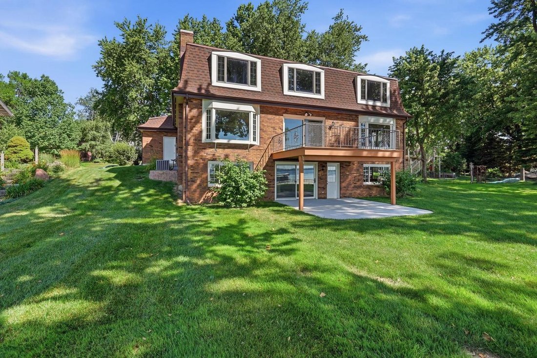 House in Madison, Wisconsin, United States 4 - 18446131