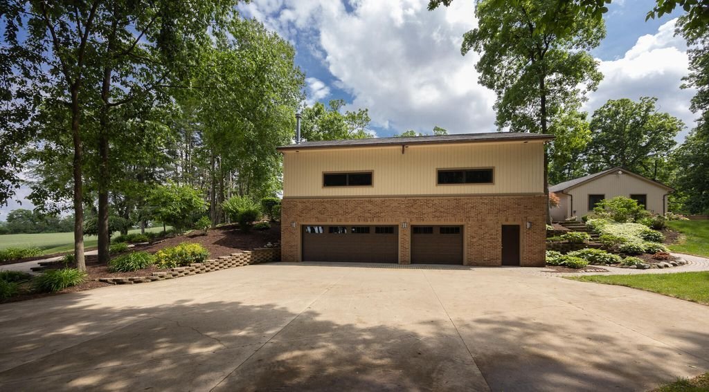 House in Manchester, Michigan, United States 5 - 18452433