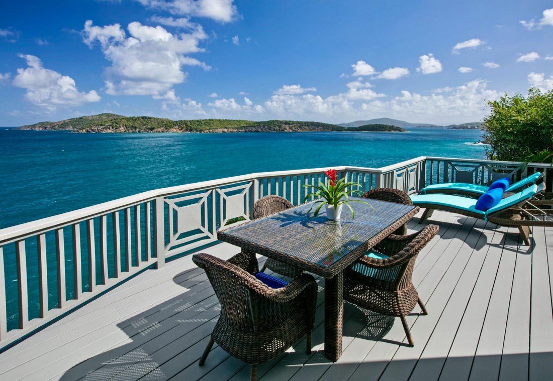 Condo in Charlotte Amalie West, St. Thomas, U.S. Virgin Islands 1 - 18452248