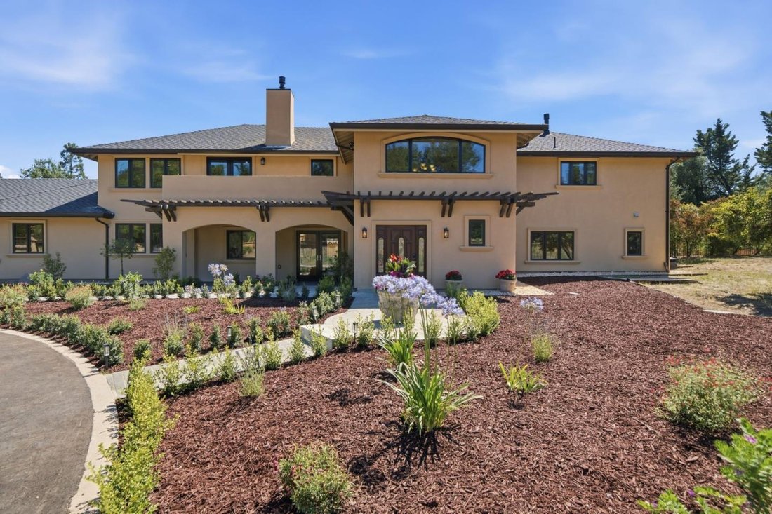 House in Los Gatos, California, United States 5 - 18446523