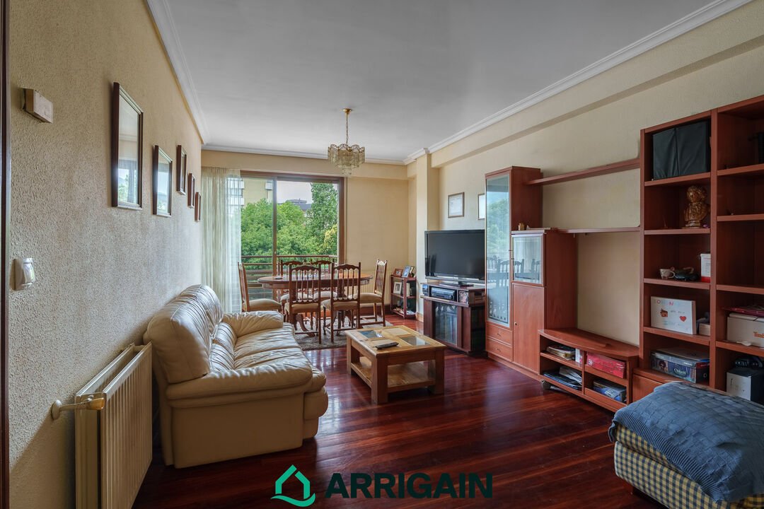 Apartment in Mendebaldea, Donostia-San Sebastian, Spain 2 - 18446033