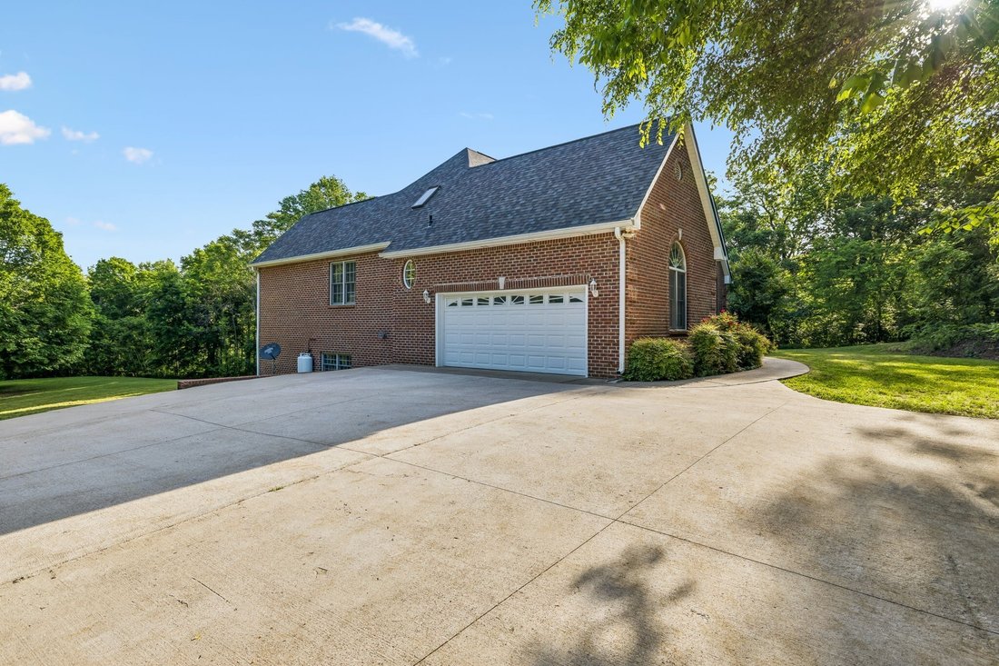 House in Williamsport, Tennessee, United States 5 - 18447242