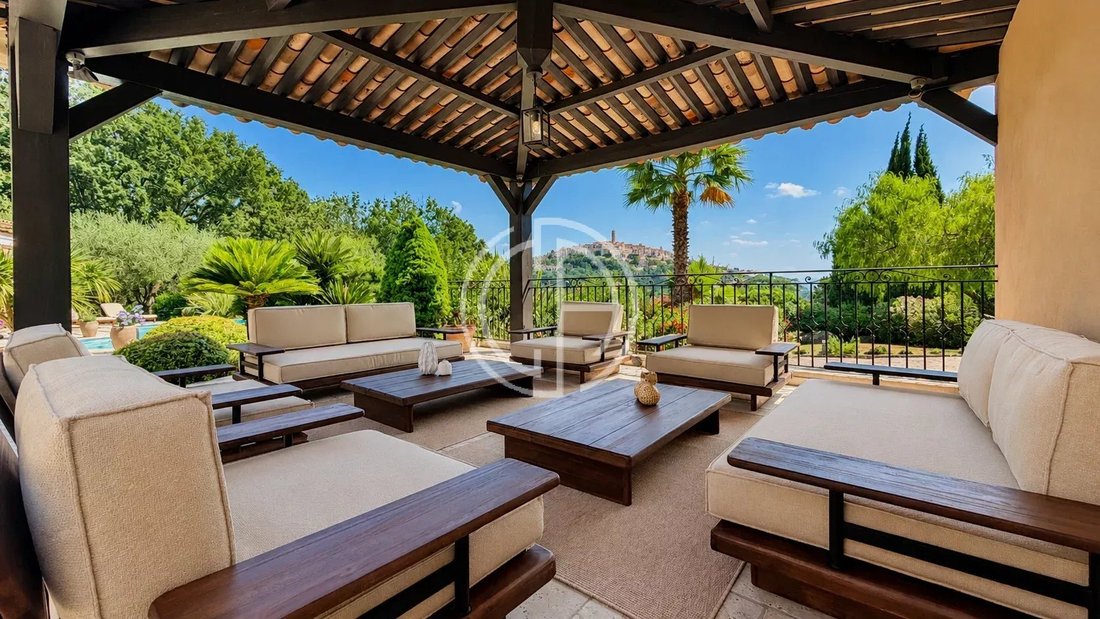 Villa in Mougins, Provence-Alpes-Côte d'Azur, France 2 - 18111163