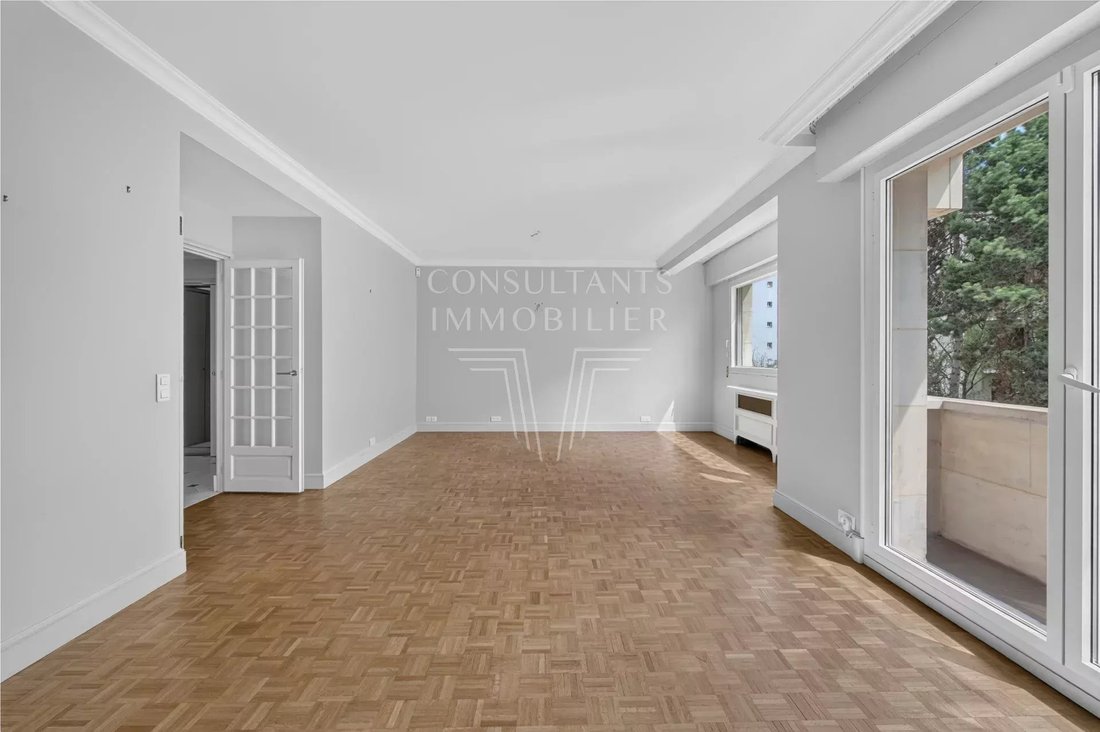 Apartment in Charles Laffitte, Neuilly-sur-Seine, France 3 - 18447911