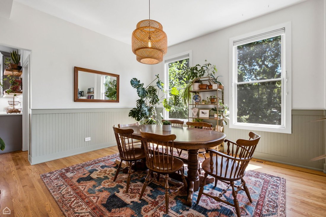 House in Chicago, Illinois, United States 5 - 18447064