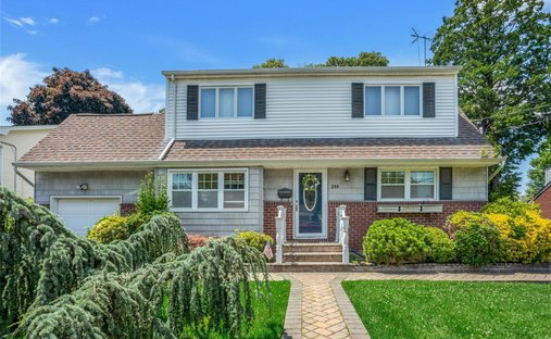 Farmingdale Road, New York, Vereinigte Staaten 1
