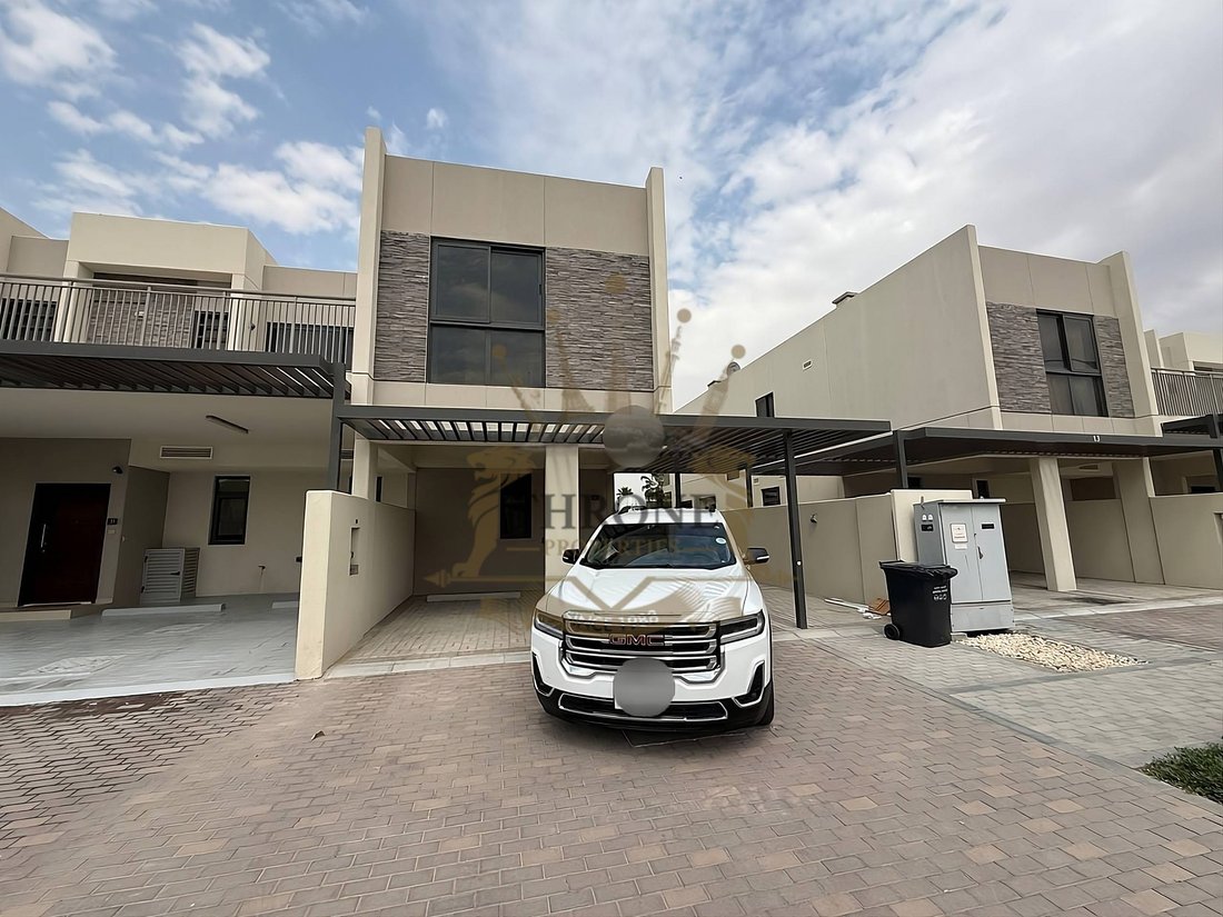 Townhouse in Damac Hills 2, Dubai, United Arab Emirates 1 - 18450578