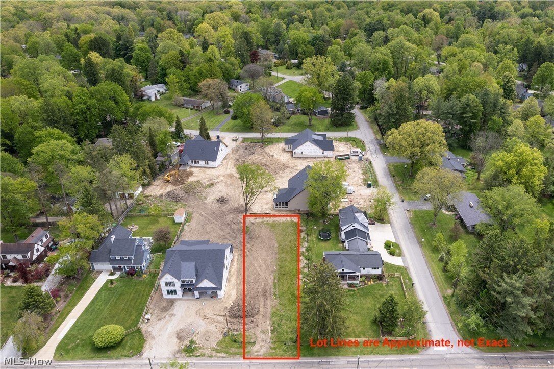 House in Novelty, Ohio, United States 2 - 15811616