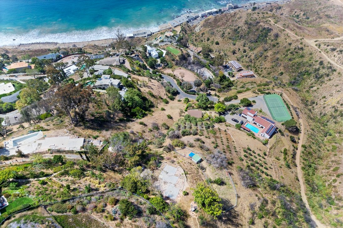 Land in Malibu, California, United States 5 - 18197244