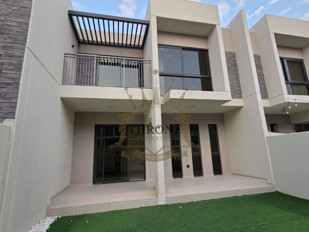 Townhouse in Damac Hills 2, Dubai, United Arab Emirates 1 - 18450096
