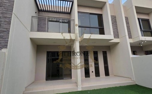 Townhouse in Damac Hills 2, Dubai, United Arab Emirates 1