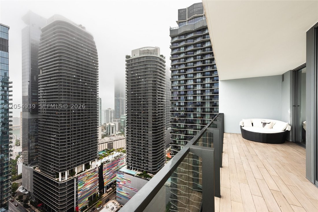 Condo in Miami, Florida, United States 4 - 18449482