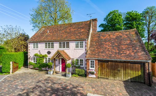 House in Funtington, England 1