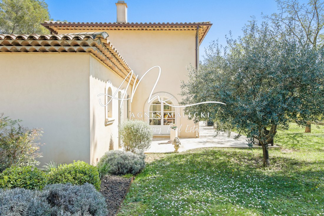 Villa à Trans-en-Provence, Provence-Alpes-Côte d'Azur, France 4 - 18110820