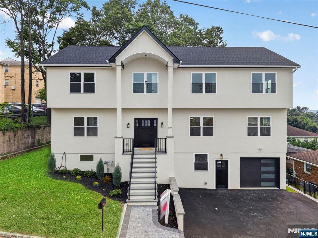 House in Little Falls, New Jersey, United States 1 - 18450753