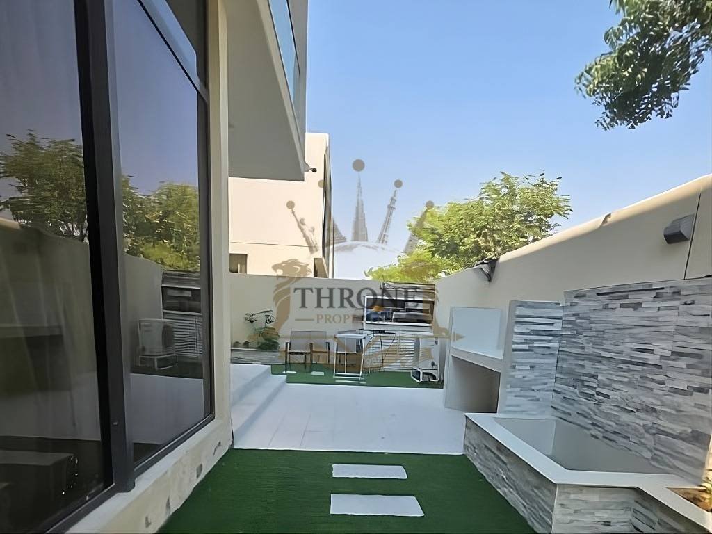 Villa in Damac Hills 2, Dubai, United Arab Emirates 2 - 18449843
