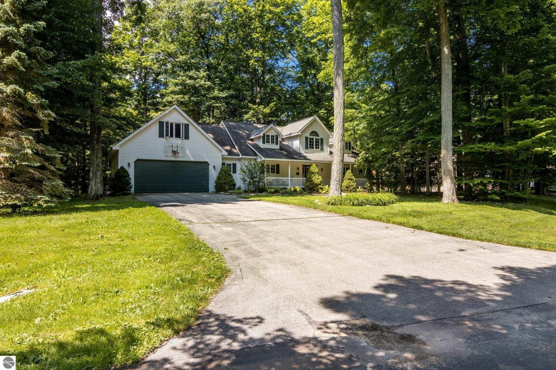 House in Williamsburg, Michigan, United States 4 - 18447249