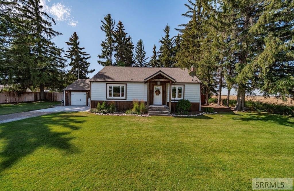 House in Idaho Falls, Idaho, United States 3 - 18446034
