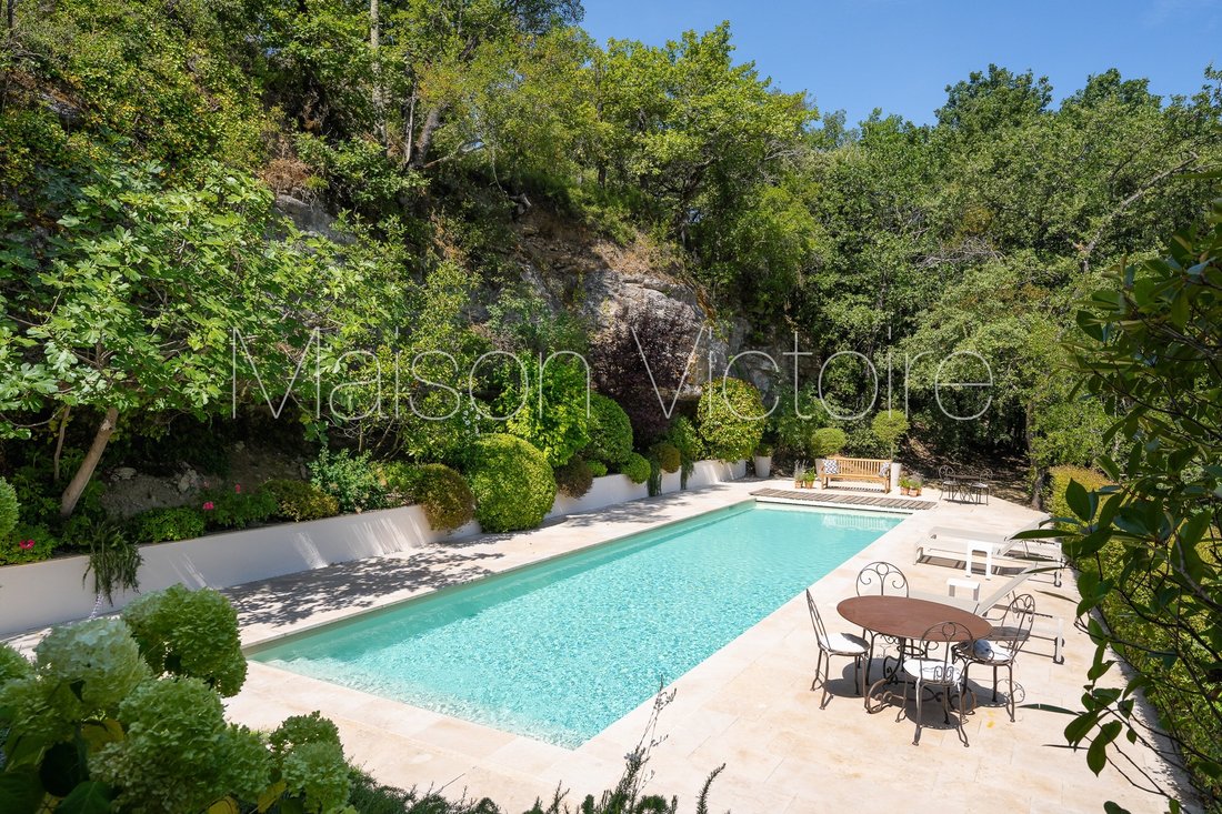 House in Ménerbes, Provence-Alpes-Côte d'Azur, France 4 - 18451556