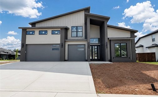 House in Cave Springs, Arkansas, United States 1