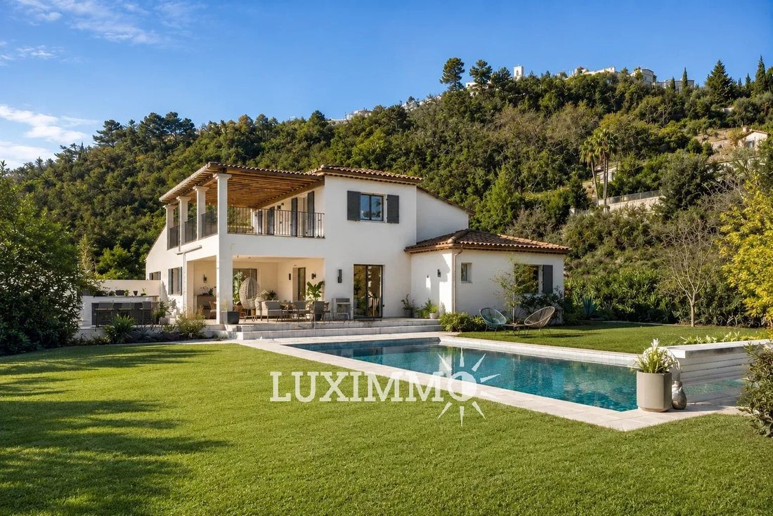 Villa in Saint-Paul-de-Vence, Provence-Alpes-Côte d'Azur, France 1 - 17071121