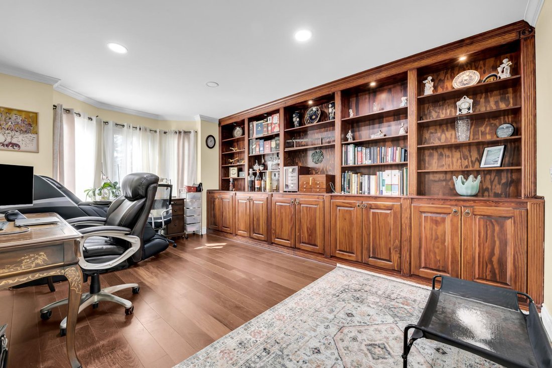 House in Farmington Hills, Michigan, United States 4 - 18447881