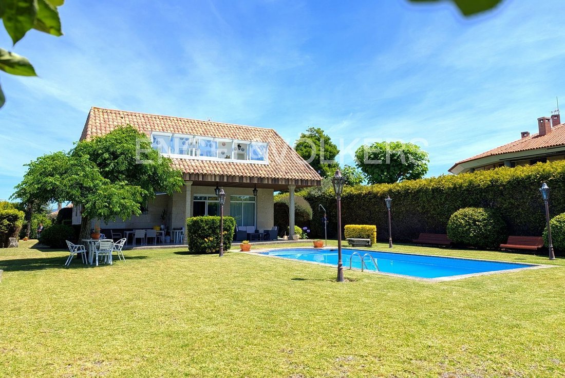 Villa in Oia, Vigo, Spain 3 - 18451446