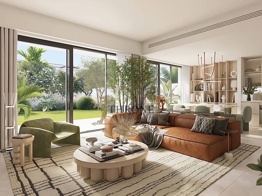 Townhouse in Damac Hills 2, Dubai, United Arab Emirates 2 - 18450315