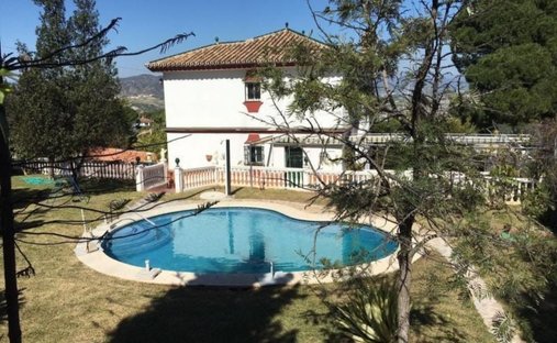 Villa in Alhaurin de la Torre, Andalusia, Spain 1