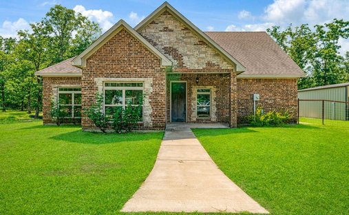 Farm Ranch in Paris, Texas, United States 1