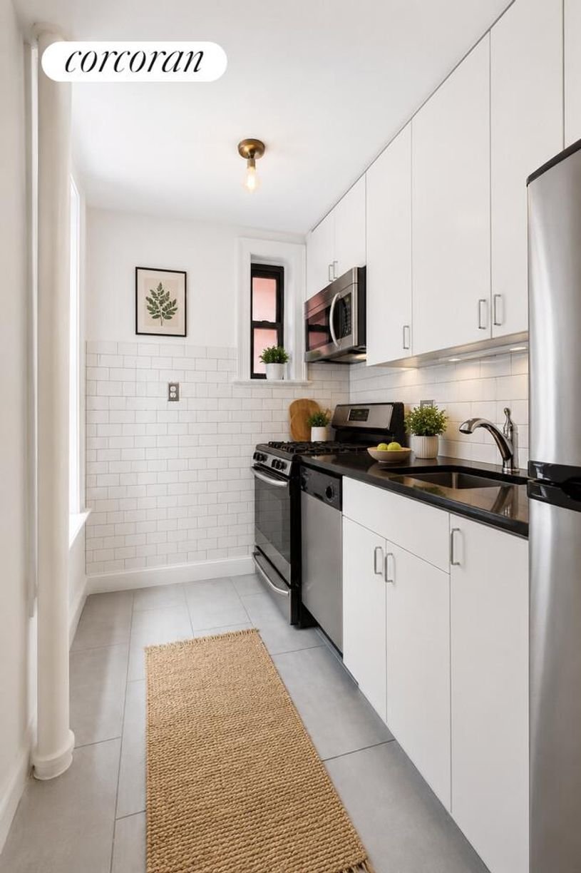 Condo in New York, New York, United States 2 - 18223674