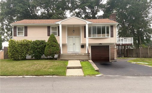 House in North Providence, Rhode Island, United States 1
