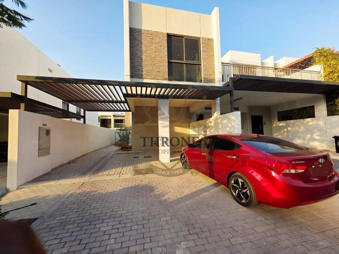 Townhouse in Damac Hills 2, Dubai, United Arab Emirates 1 - 18449264