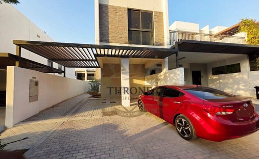 Townhouse in Damac Hills 2, Dubai, United Arab Emirates 1